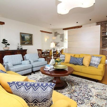 Tallinn City Apartments - Luxury 3 Bedroom, Sauna, Views Buitenkant foto