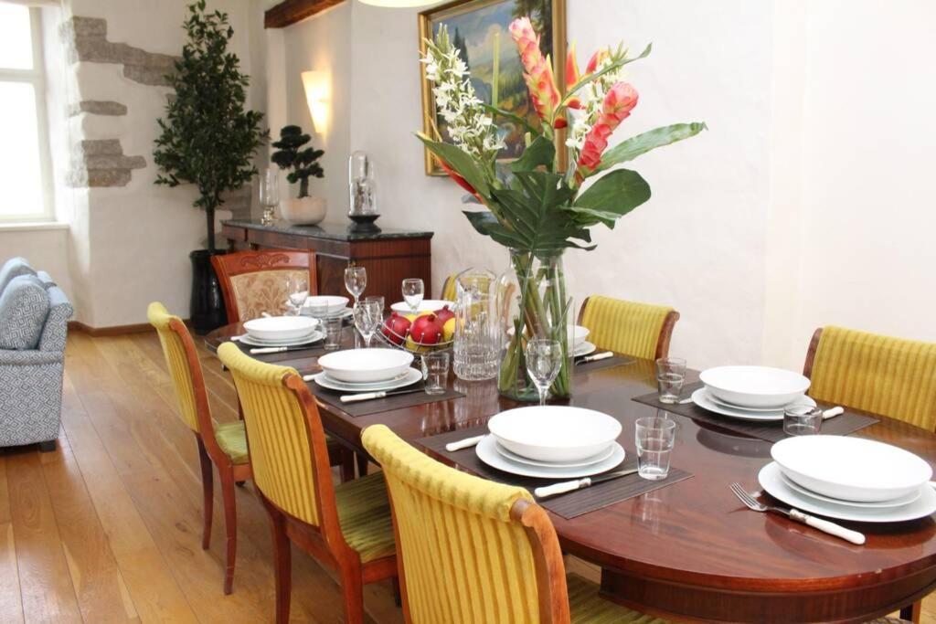 Tallinn City Apartments - Luxury 3 Bedroom, Sauna, Views Buitenkant foto