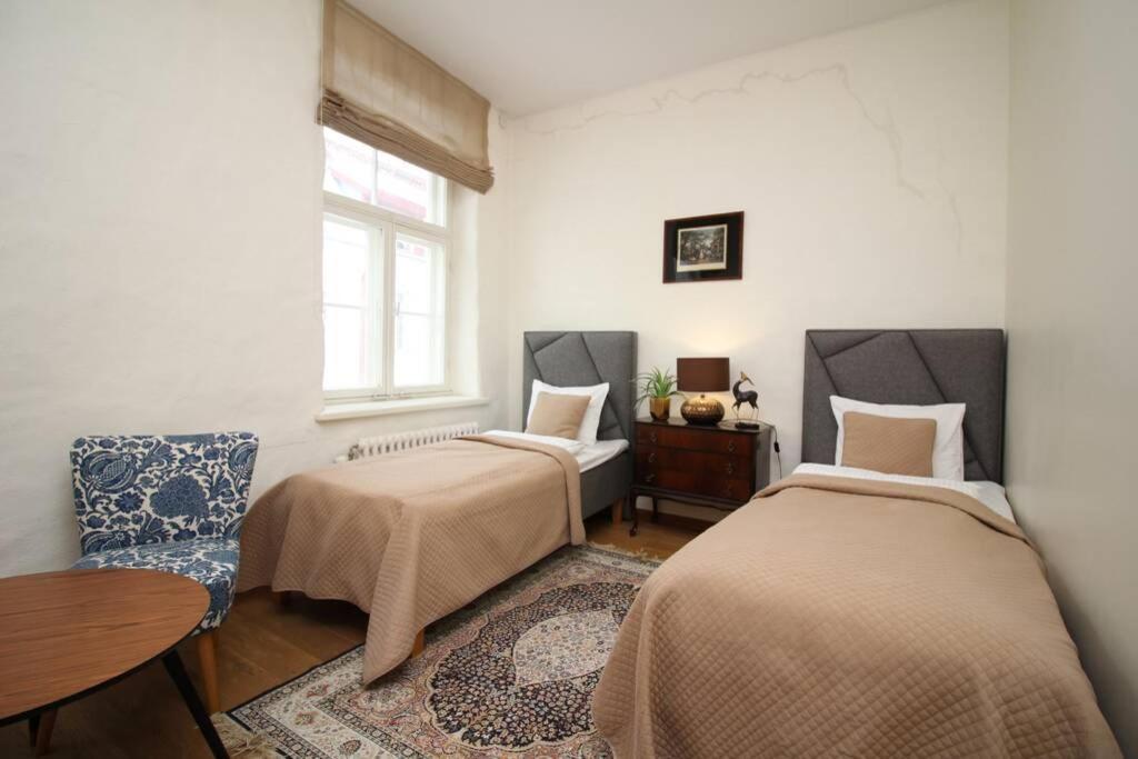 Tallinn City Apartments - Luxury 3 Bedroom, Sauna, Views Buitenkant foto